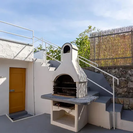 3 Bedroom In Apartment *