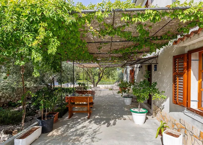 3 Bedroom Awesome In