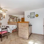 3 Bedroom Awesome In *